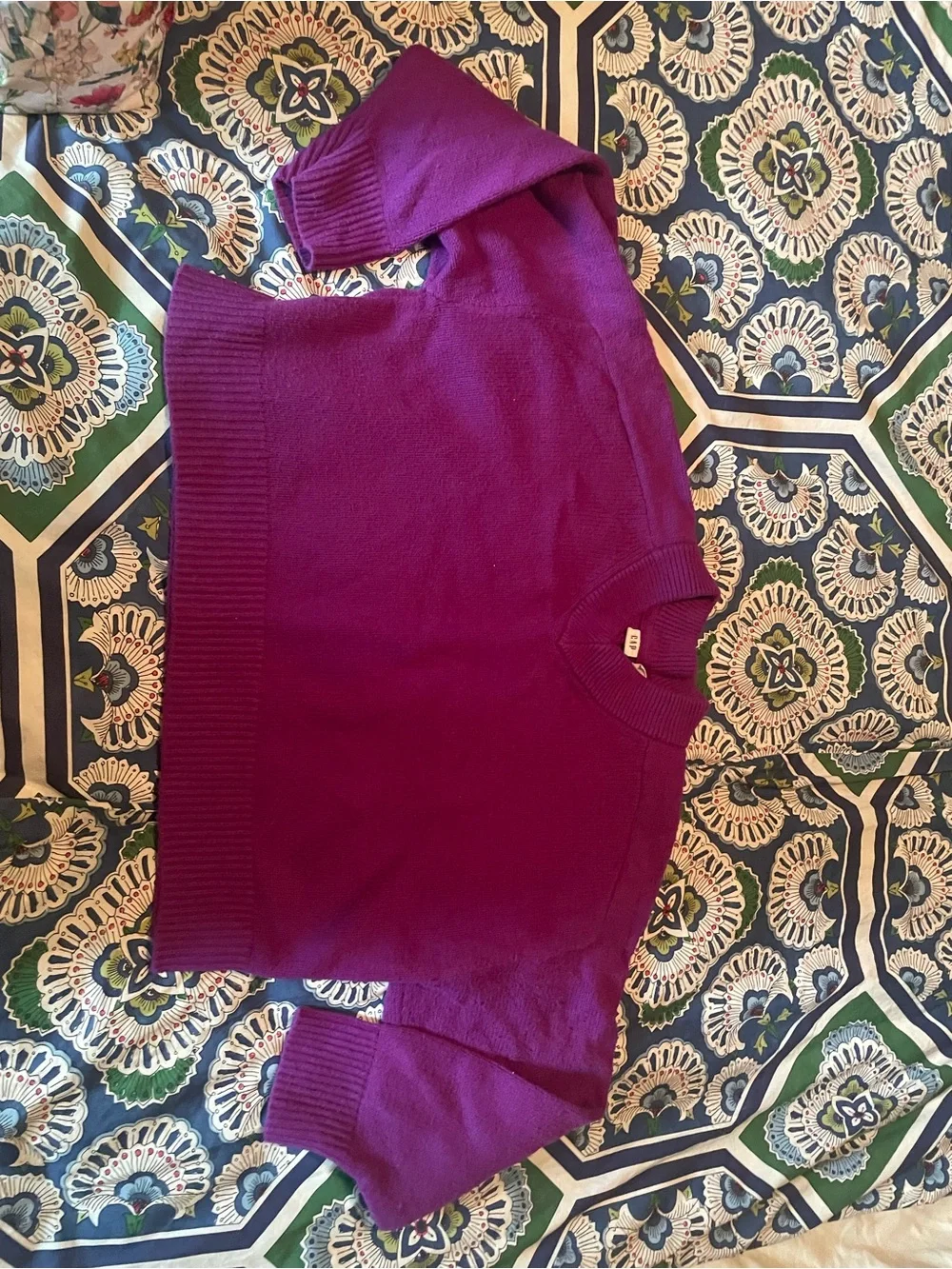 Lot of 4 sweaters